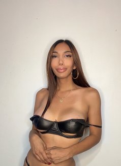 Master of every Mood, Mistress of Desire - Acompañantes transexual in Bangkok Photo 28 of 30