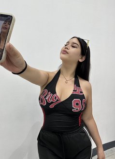 Ts Pinay Gwen - Transsexual escort in Manila Photo 8 of 13