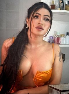 Ts Queen - Transsexual escort in Bangalore Photo 2 of 3