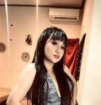 Ts. Ratu Hot - Transsexual escort in Bali