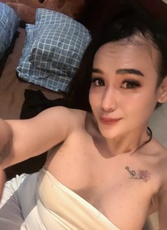 Ts. Ratu Hot - Transsexual escort in Bali Photo 7 of 8