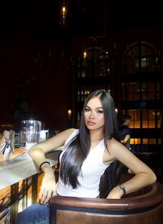 Ts Rea - Transsexual escort in Singapore Photo 7 of 10