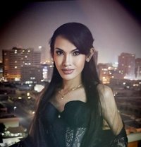Ts Rhed Wild Ride on Me - Transsexual escort in Dubai