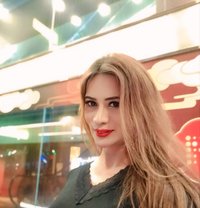 Ts Riena your Bombom Queen ..just Landed - Acompañantes transexual in Macao