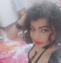 TS ROCHELLE FOR BDSM & FEMINIZATION - Transsexual companion in Bangalore