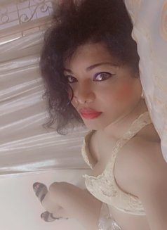 Rochelle 4 Days more in Bangalore - Transsexual companion in Bangalore Photo 26 of 29