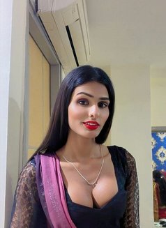 Ts Romma - Transsexual escort in Vadodara Photo 2 of 5