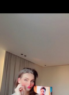 TS RYooona - Transsexual escort in Riyadh Photo 4 of 17