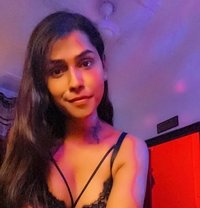 TS Saina | Post-OP - Transsexual escort in New Delhi