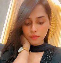 TS Saina | Post-OP - Transsexual escort in New Delhi