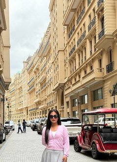 Ts Sanya - Acompañantes transexual in Dubai Photo 2 of 4