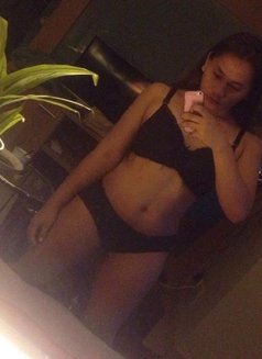 Ts TIMMY - Transsexual escort in Manila Photo 2 of 14