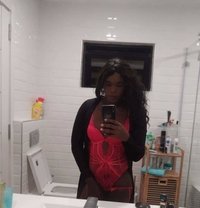 Ts Sharz - Acompañantes transexual in Nairobi