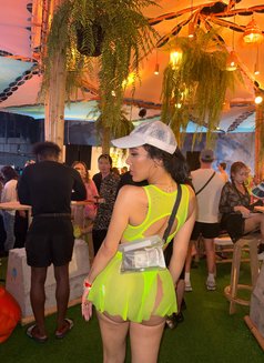 Ts Shireen - Transsexual escort in Singapore Photo 26 of 30