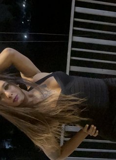 TS SONU WITH XXL - Transsexual escort in Indore Photo 12 of 17
