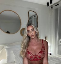 Ts Sophieluxe - Transsexual escort in Dubai