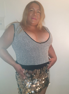 Ts Soraya - Dominadora transexual in Paris Photo 4 of 7