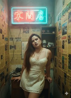 Ts Stephyyy - Transsexual escort in Manila Photo 4 of 10