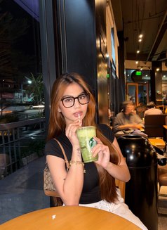 Ts Thalia - Transsexual escort in Manila Photo 4 of 6