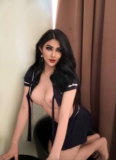 Ts Top (Big Cock) - Transsexual escort in Kuala Lumpur Photo 3 of 5