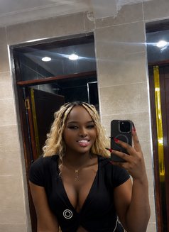 Ts vanny - Transsexual escort in Nairobi Photo 3 of 4