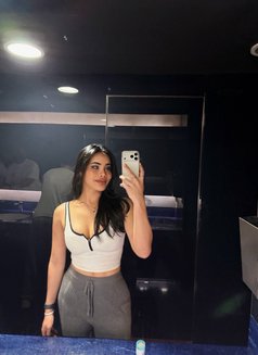 TS VIP Natasha love virgins ass - Acompañantes transexual in Abu Dhabi Photo 2 of 17