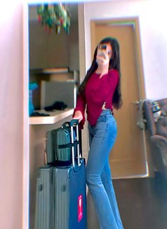 TS Vivi Tanllea - Transsexual escort in Jakarta Photo 20 of 30