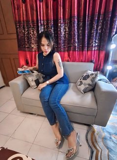 TS Vivi Tanllea - Transsexual escort in Jakarta Photo 24 of 30
