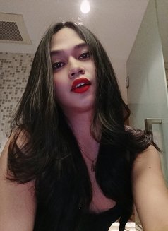 Ts Yen Cutie - Transsexual escort in Manila Photo 1 of 4