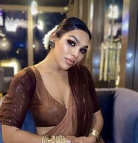 Ts yenni - Transsexual escort in Hyderabad Photo 25 of 30