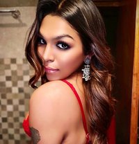 Ts yenni - Transsexual escort in Kolkata Photo 18 of 30