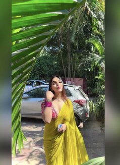 Ts yenni - Transsexual escort in Hyderabad Photo 26 of 29