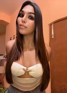 Ts yenni - Acompañantes transexual in Kolkata Photo 29 of 30