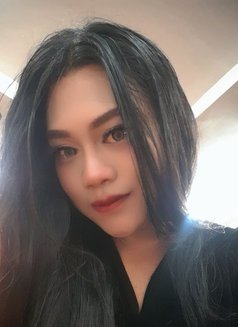 Ts Yona Bali - Acompañantes transexual in Bali Photo 3 of 5