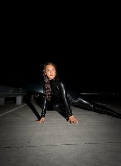 Ts Yummy Yam-Yam - Transsexual escort in Abu Dhabi Photo 3 of 14