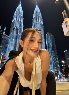 Ts Yuri - Acompañantes transexual in Makati City Photo 12 of 13