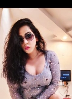 TS Zoya sexy - Transsexual escort in Rajkot Photo 5 of 30