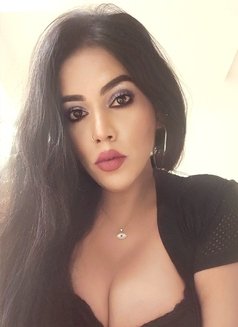 TS Zoya sexy - Transsexual escort in Mumbai Photo 25 of 30