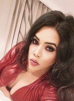 TS Zoya sexy - Transsexual escort in Mumbai Photo 26 of 30