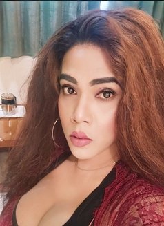 TS Zoya sexy - Transsexual escort in Rajkot Photo 1 of 30