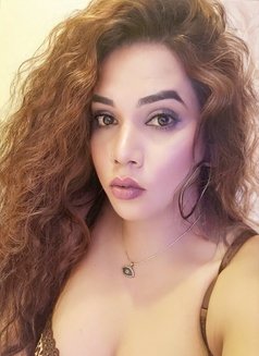 TS Zoya sexy - Transsexual escort in Mumbai Photo 2 of 30
