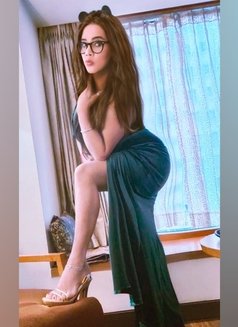 TS Zoya sexy - Transsexual escort in Mumbai Photo 15 of 30
