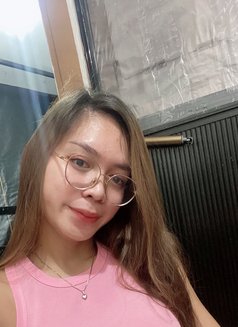 Tsandrea Big C*ck - Transsexual escort in Manila Photo 1 of 7