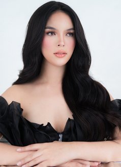 Tshotmaria - Acompañantes transexual in Makati City Photo 14 of 16