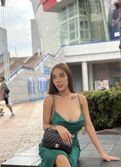 TSHOTMARIE - Transsexual escort in Taichung Photo 6 of 30