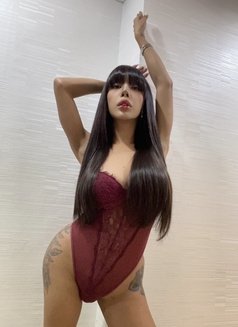 TSHOTMARIE - Transsexual escort in Taipei Photo 4 of 28