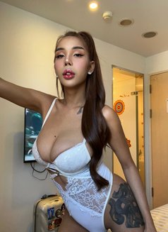 TSHOTMARIE - Acompañantes transexual in Kuwait Photo 5 of 29