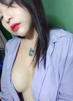 Tsjhoanne4u - Transsexual escort in Manila Photo 4 of 5