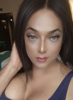 Tsnatashaa - Transsexual escort in Mumbai Photo 12 of 12