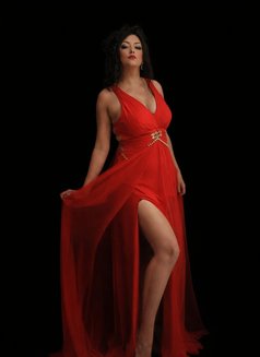 Tsnatashaa - Transsexual escort in Mumbai Photo 15 of 18